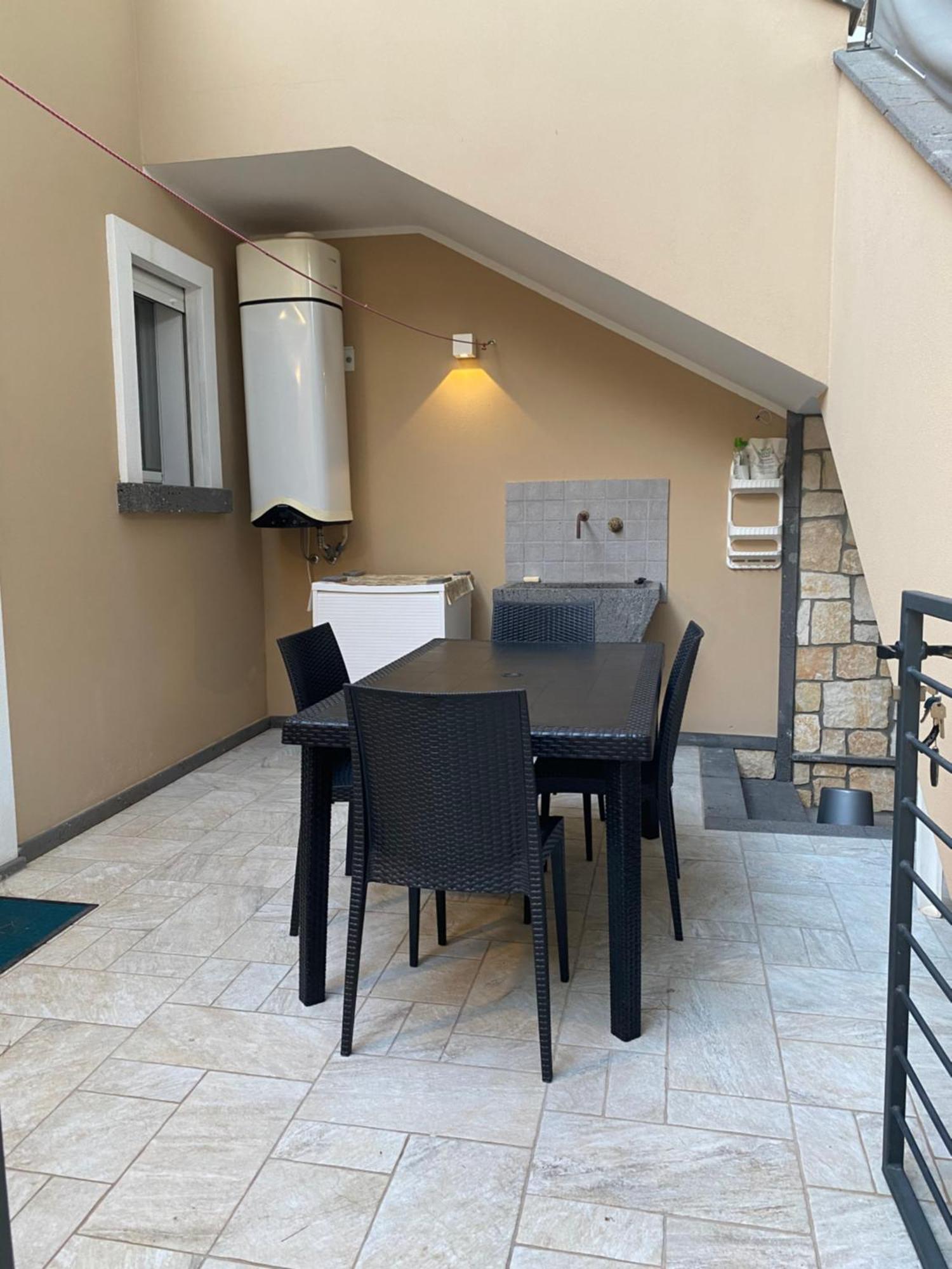 Ferienwohnung Nuova Residenza Dei 7 Pini A Pochi Passi Dal Mare Porto Pino Exterior foto